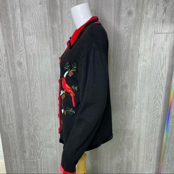 Vintage Bobby bell embroidered cardinal bird holly Christmas sweater med - Picture 3 of 7